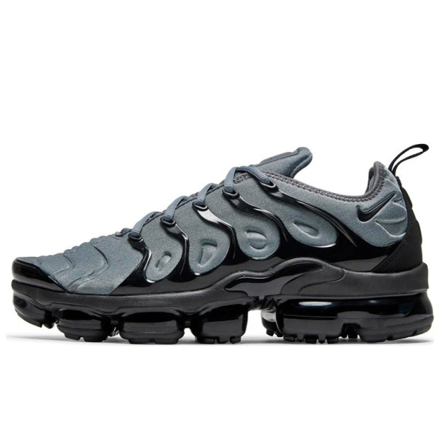 新品未使用✨NIKE ID AIR VAPORMAX Кроссовки Nike VaporMax Plus купить Найк Вапормакс с доставкой