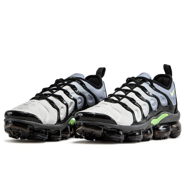 Кроссовки Nike VaporMax Plus купить Найк Вапормакс с доставкой