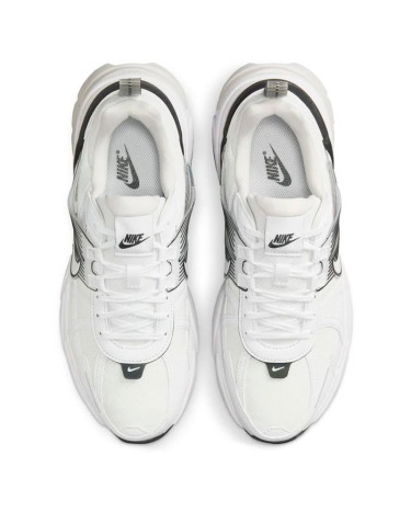 Придбати Nike V2K Runtekk White Platinum Tint HF5342-100 за 3811 грн