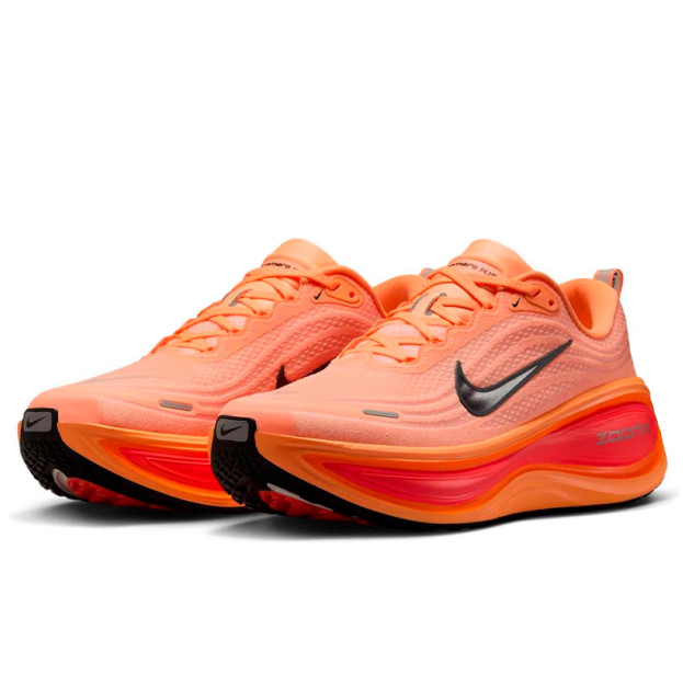 Купить Nike Vomero Plus Orange Pulse HV8150-801 за 3811 грн