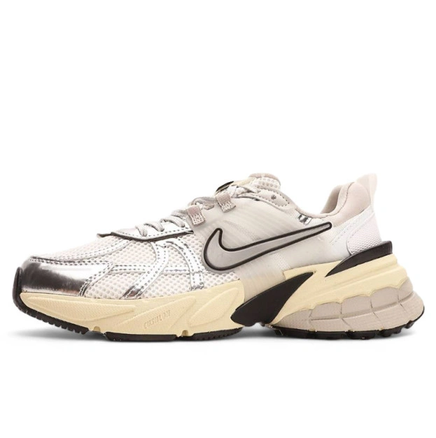 Кросівки Nike V2K купити з доставкою - інтернет магазин Nike