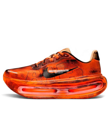 Sneakers Nike Vomero Premium x Melitta Baumeister Total Orange IQ7166-800