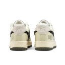 Кросівки Nike Air Force 1 Low Gore-Tex Rattan DO2760-206 Чоловікам