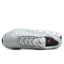 Sneakers Nike Air Max DN x Supreme Silver Bullet HF6605-001 Women
