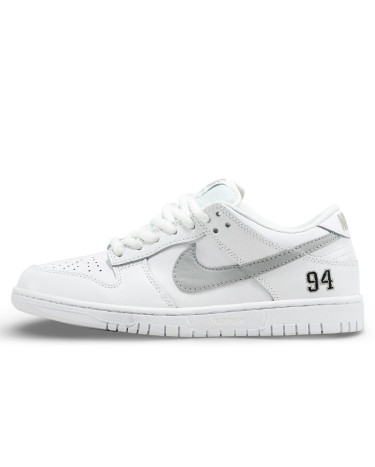 Кросівки Nike SB Dunk Low x Supreme White Grey