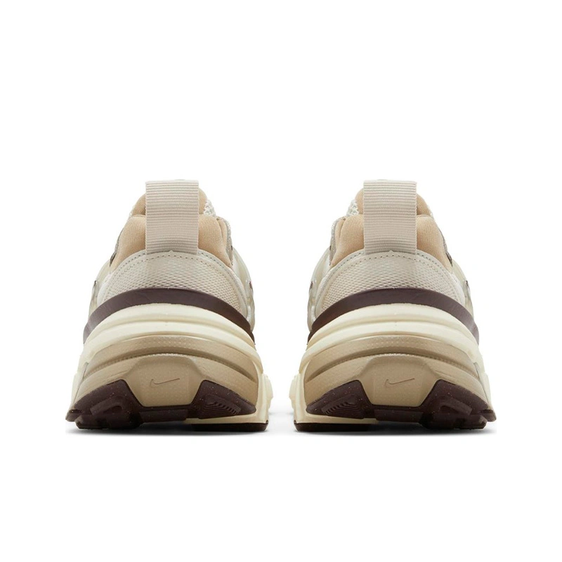 Придбати Nike V2K Run Light Orewood Brown FD0736-103 за 3911 грн