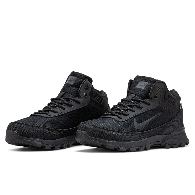 3点10,946円 Купить Nike Rivah Gore-Tex Winter Total Black З ХУТРОМ за 4011 грн