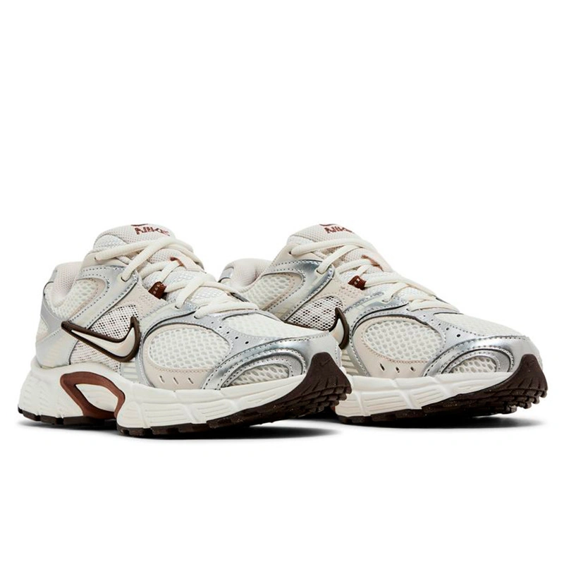 Придбати Nike V5 RNR Sail Fauna Brown HQ7901-102 за 4011 грн