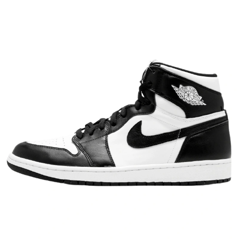 Придбати Jordan 1 Retro Black White 555088-010 за 3957 грн