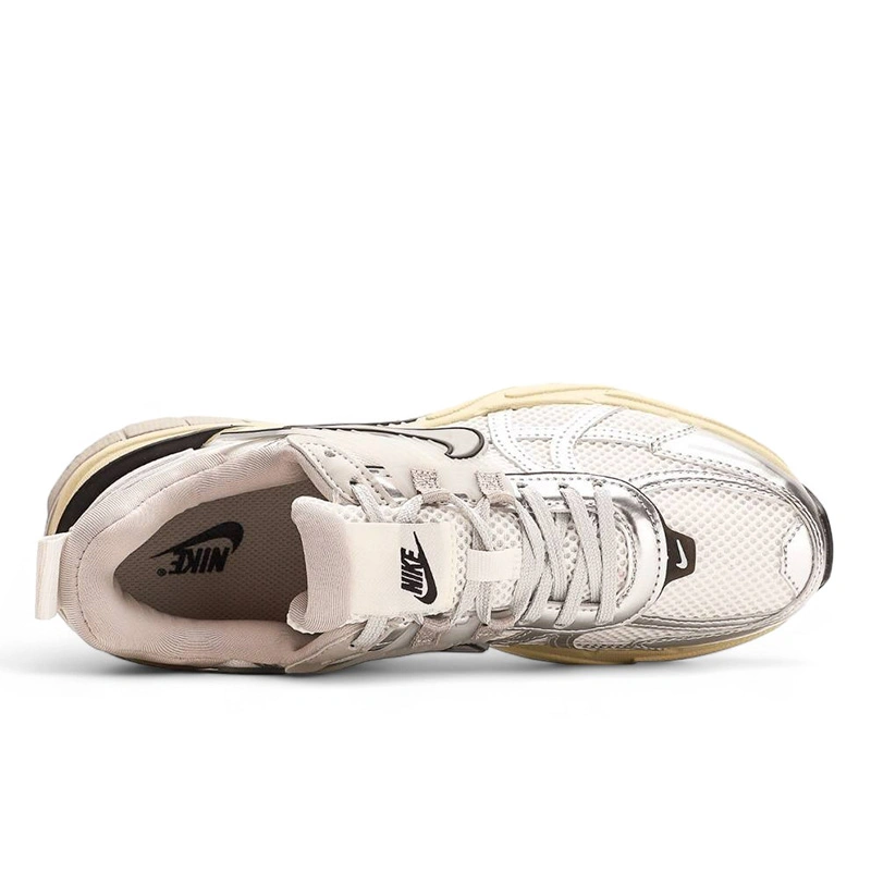 Купить Nike V2K Run Summit White Metalic Silver за 3911 грн