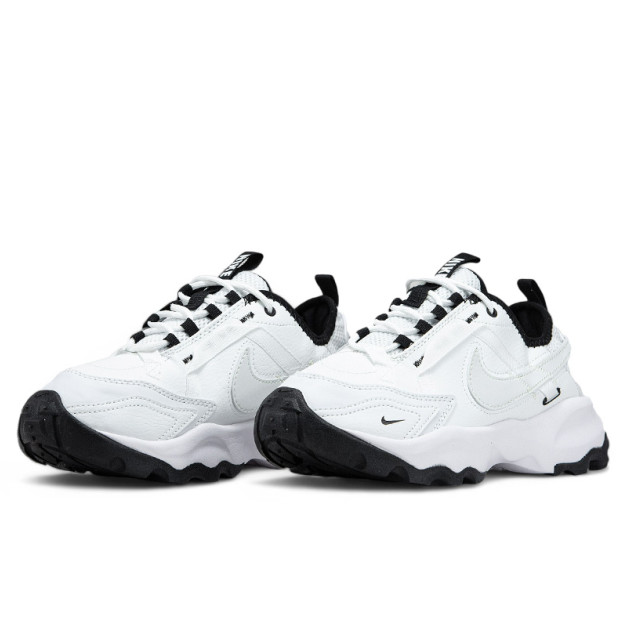 Nike TC 7900 White Black DR7851-100