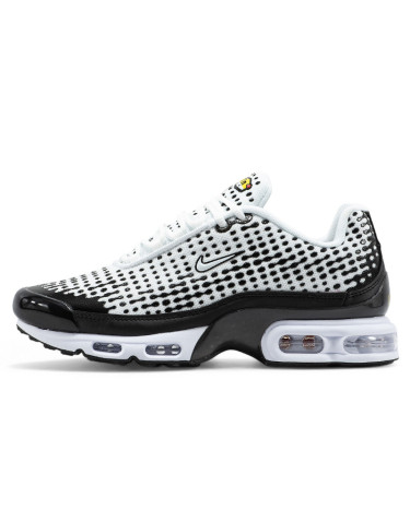 Кроссовки Nike Air Max Plus 7 White Black HQ2197-100