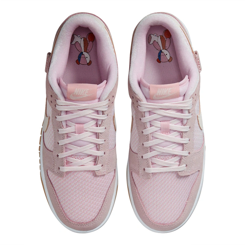Купить Nike Dunk Low Teddy Bear Light Soft Pink DZ5318-640 за 3811 грн