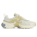 Nike V2K Runtekk White Beige Blue FD0804-100 S-2358853