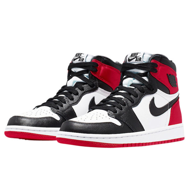 Jordan 1 Retro High Satin Black Toe CD0461-016