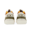 Sneakers Nike Blazer Low 77 Jumbo Sanddrift Medium Olive DQ1470-105 Women