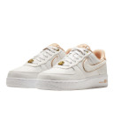 Nike Air Force 1 Low 07 LX 898889-102